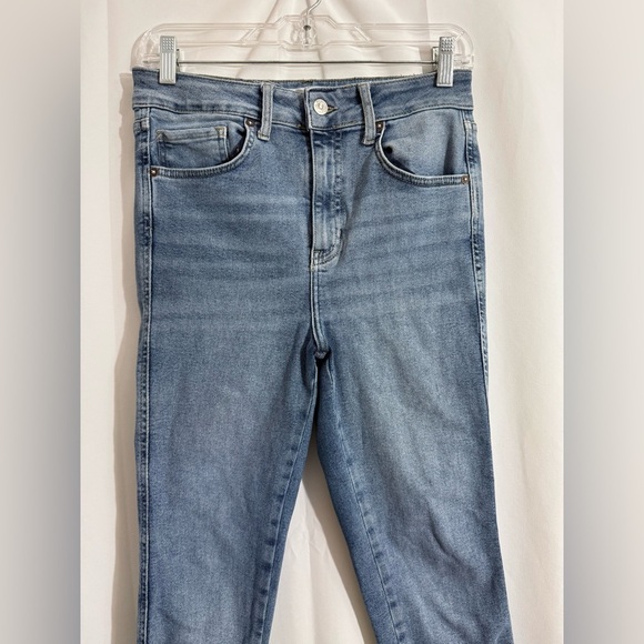 Free People’s We The Free High Rise Skinny Jeans With Raw Hems Size 29 - Picture 5 of 11